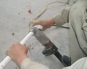 怀柔漏水维修电话